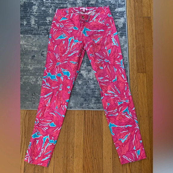 Lilly Pulitzer Pants - 🎉HOST PICK🎉 Lilly Pulitzer Kelly skinny ankle pants Sea Blue Flirty Sea print, 0